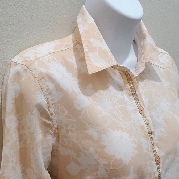 JH Collectibles Button Down Blouse, Sz M, Cream-Peach/White, 3/4 Sleeve, Cotton - Picture 2 of 10